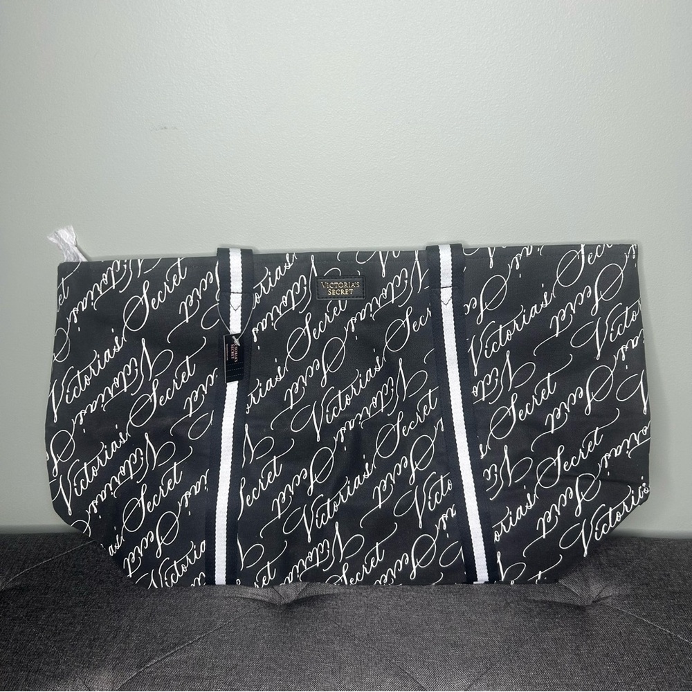 Victoria's Secret Black White Signature Weekender Zip Closure Bag Tote New NWT